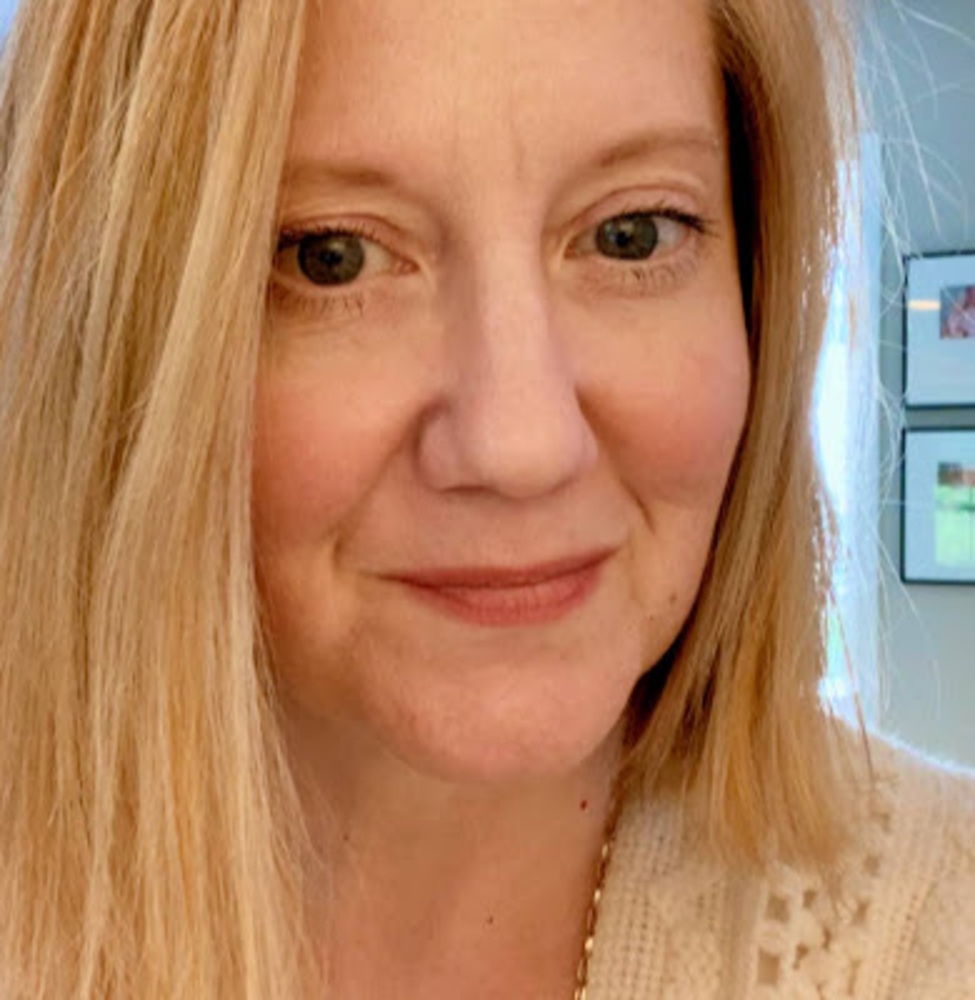 Meet your Posher, Laurie